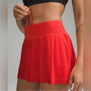 Lululemon Pleat to Street Mid-Rise Skirt
Hot Heat Size 0